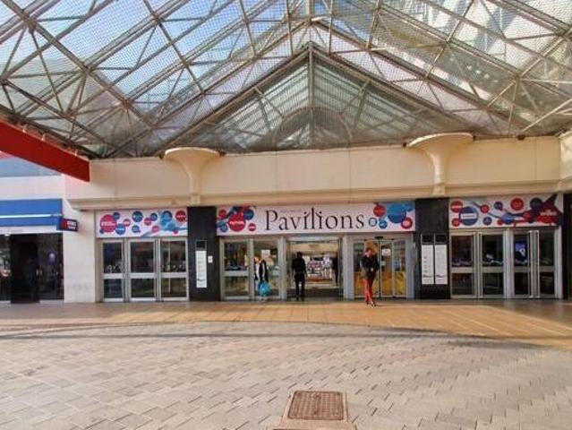 House for sale in Uxbridge, Greater London