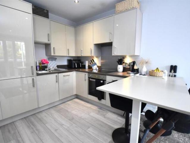 Apartment for sale in Alton Barnes, Essex