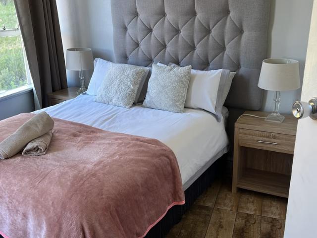Apartment for sale in Vredehoek, Cape Town