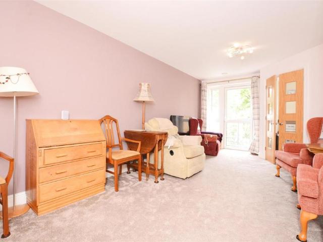 Apartment for sale in Northampton, Northamptonshire