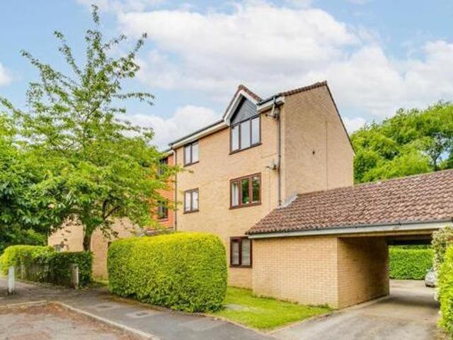 House for sale in Kings Hill, Colliers End