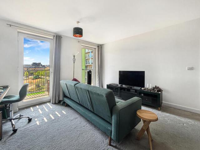 Property for sale in Arbury, Cambridgeshire