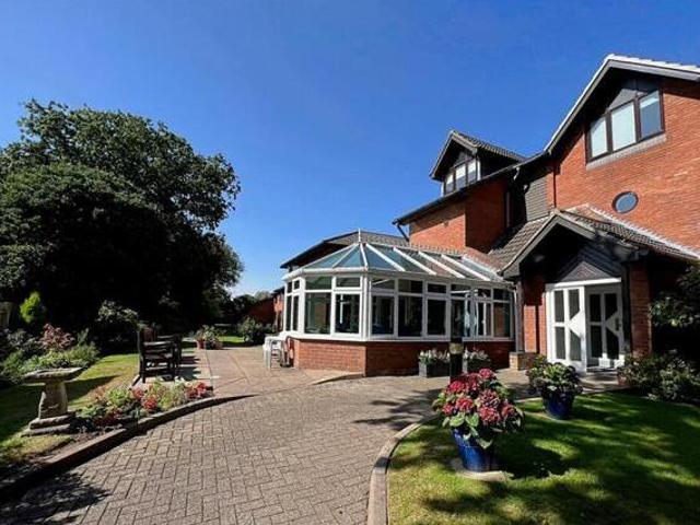 House for sale in Green Close, Warwickshire
