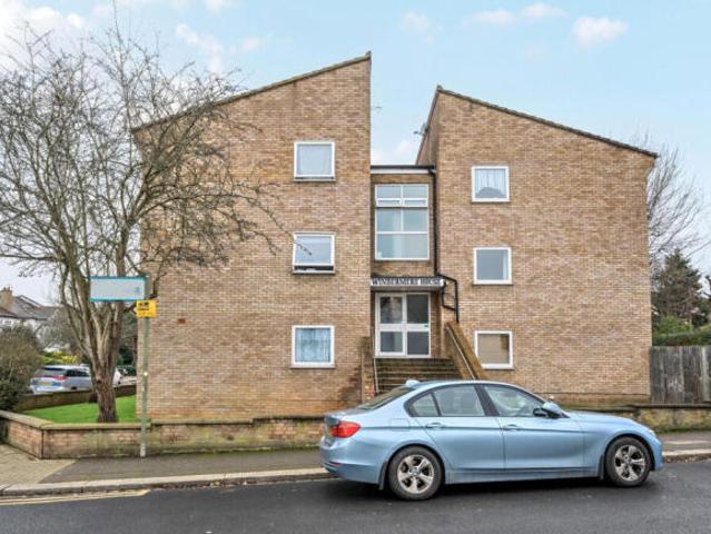Apartment for sale in Green Close, Warwickshire