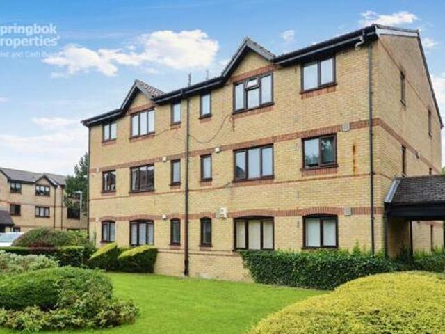 House for sale in Kingswood, North Watford