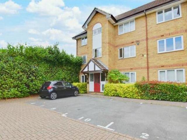 House for sale in North Watford, Hertfordshire