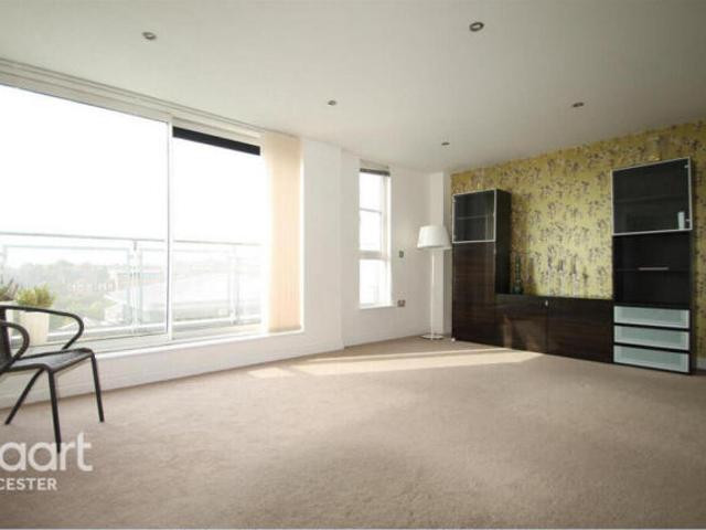 Apartment for sale in Bede Island, Old Wharf