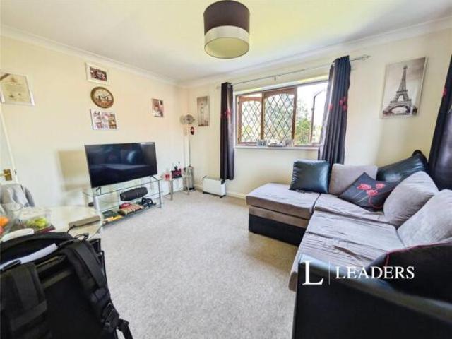 Apartment for sale in Highfield, City Of Southampton
