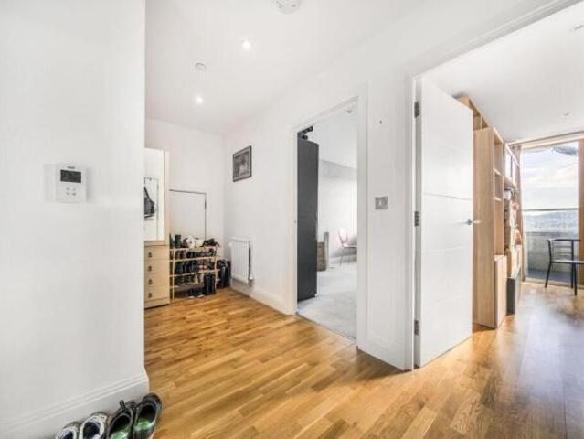 Apartment for sale in Woolwich, Greater London