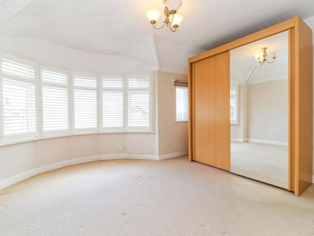 Apartment for sale in North Watford, Hertfordshire