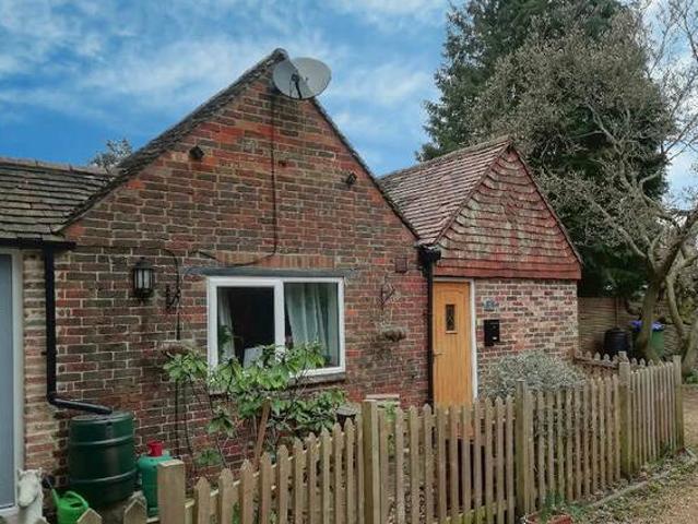 House for rent in West Sussex