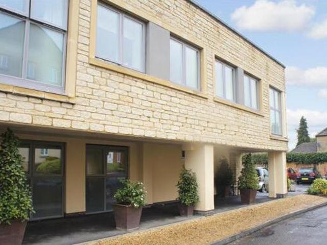 House for sale in Chippenham, Wiltshire