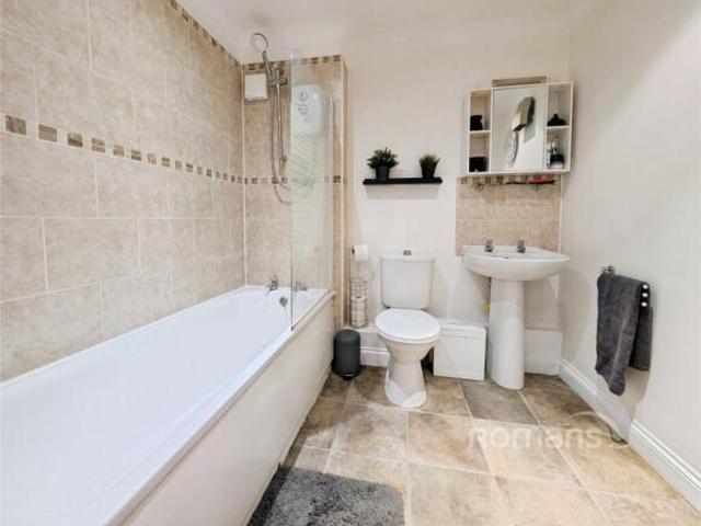 Apartment for sale in Earley