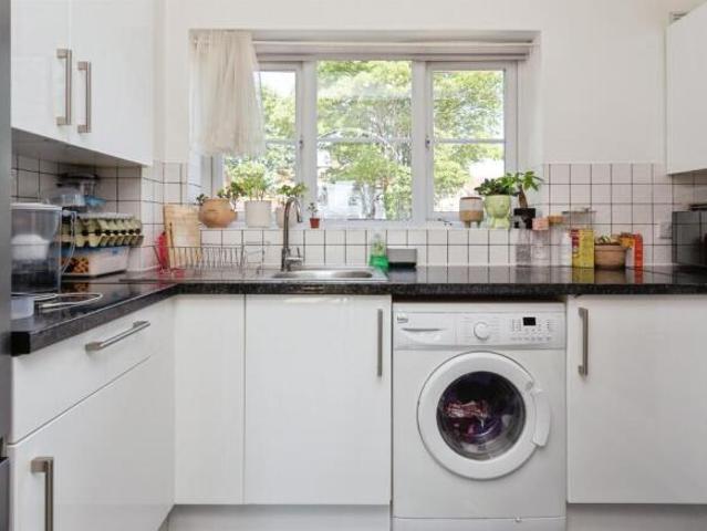 Apartment for sale in Holywell Estate, North Watford