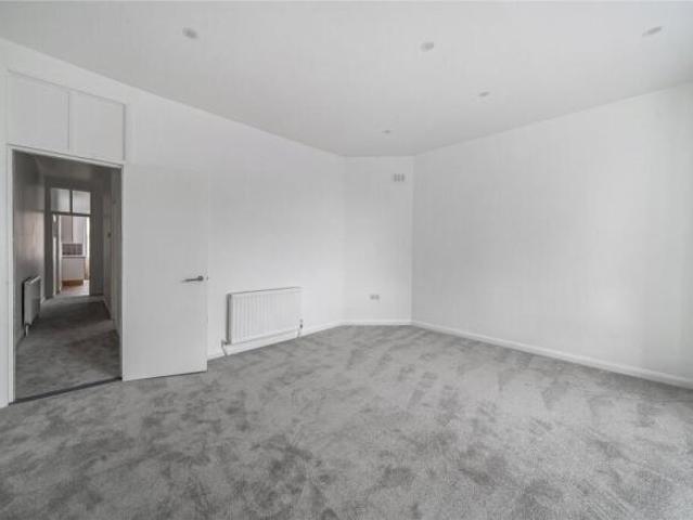 Apartment for sale in Cat Hill