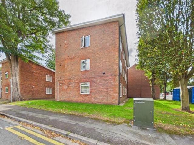 Apartment for sale in Ermine, Brayford