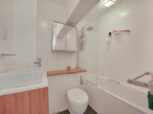 Apartment for sale in Cat Hill