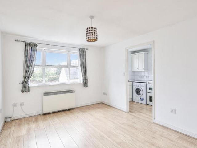 Apartment for sale in Arbury, Cambridgeshire