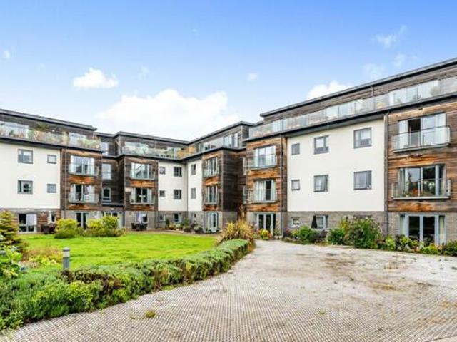 House for sale in Black Bourton, Oxfordshire