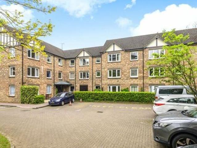House for sale in Mount Hermon, Woking