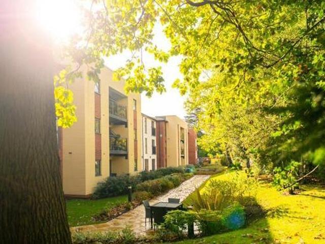 House for sale in Fallings Park, Park Village