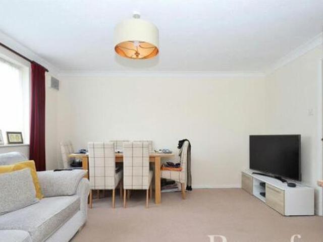 House for sale in Moulsham, Chelmsford