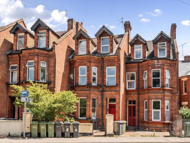 Apartment for sale in Bellfields, Westborough