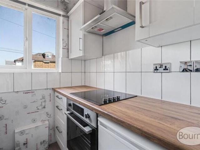 Apartment for sale in Bellfields, Westborough