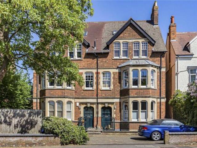 Apartment for sale in The Slade, Oxfordshire