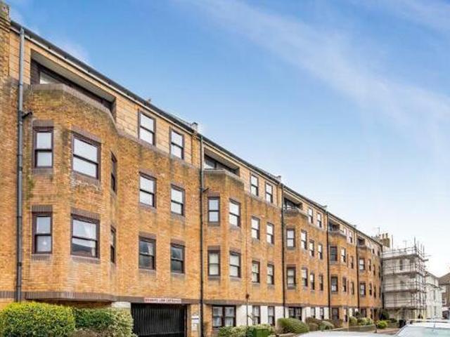 House for sale in West Worthing, Worthing