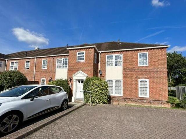 House for sale in Moulsham Green, Hart