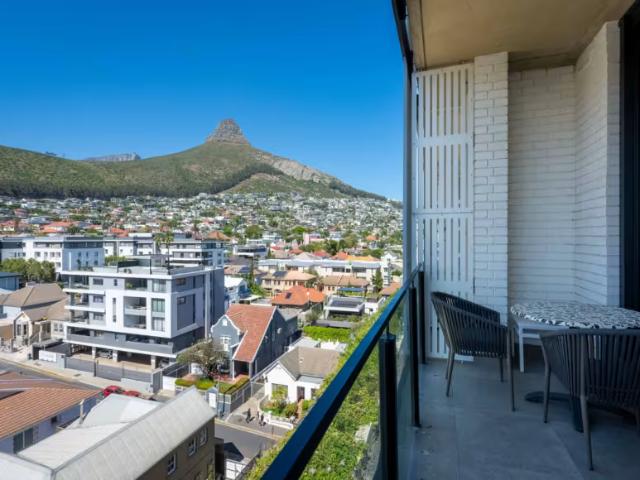 Apartment for sale in Fresnaye, Cape Town