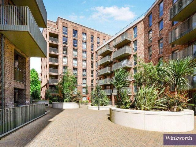 Apartment for sale in London Borough of Harrow, Greater London