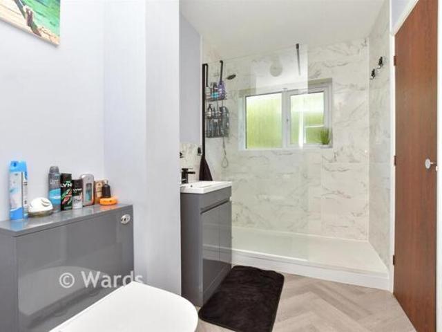 Apartment for sale in Gillingham