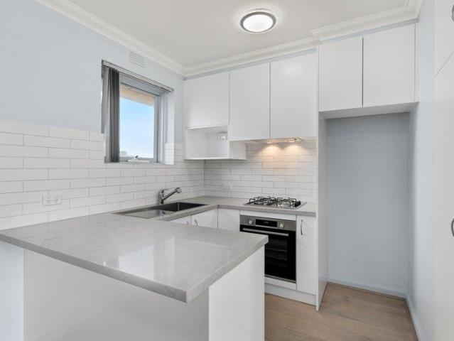 Apartment for rent in Glen Iris, Melbourne