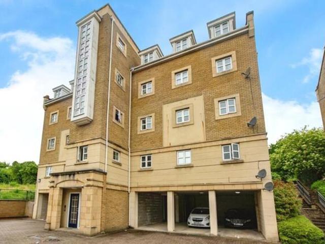 Apartment for sale in Swanscombe and Greenhithe, Monks Orchard