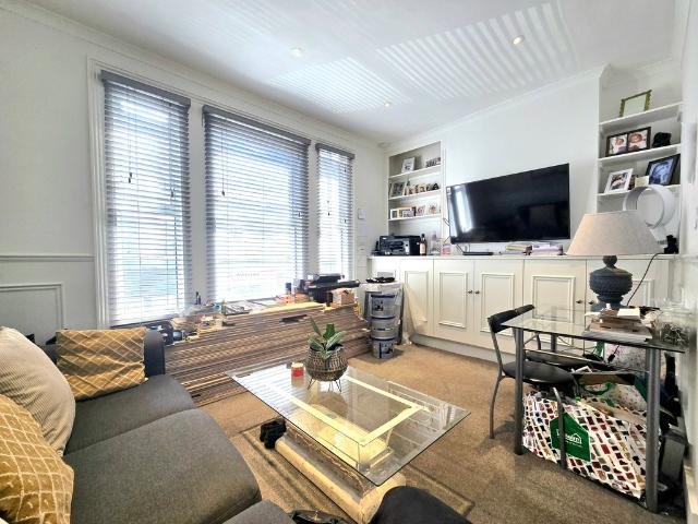 Apartment for rent in Hammersmith, Greater London