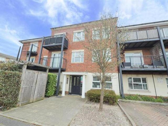 Apartment for sale in Greater London