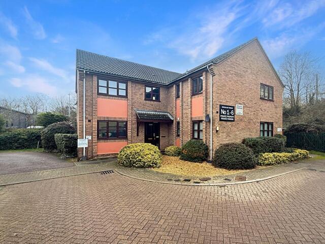 Apartment for sale in Huntingdon