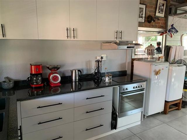 Apartment for sale in Johannesburg, North & Sandton