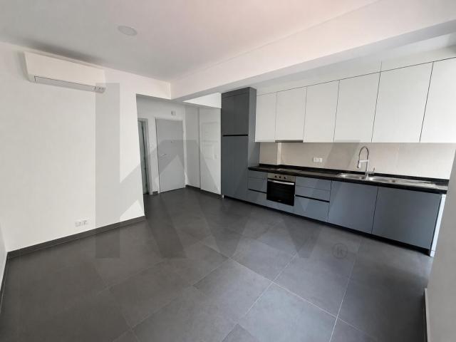 Apartamento alugar em Baixa de Algés, Oeiras