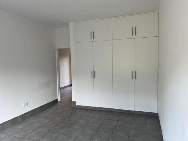Apartment for rent in Seaview, Kwazulu-natal