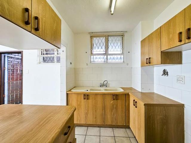 Apartment for rent in Seaview, Kwazulu-natal