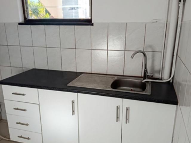 Apartment for rent in Seaview, Kwazulu-natal