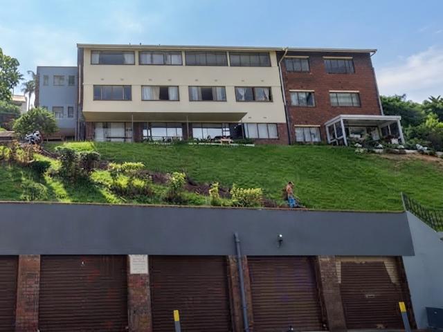 Apartment for sale in Amanzimtoti, Kwazulu-natal