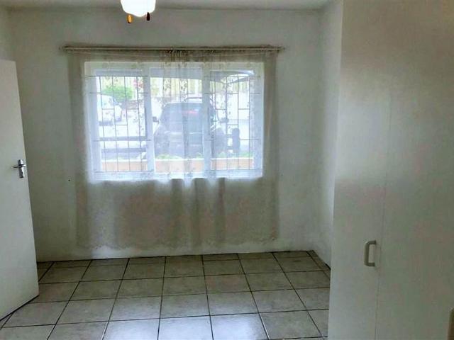 Apartment for sale in Seaview, Kwazulu-natal