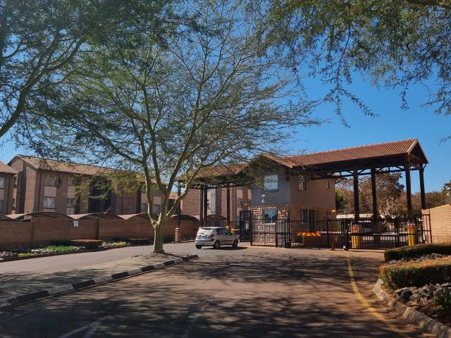 Apartment for rent in Waterkloof, Gauteng