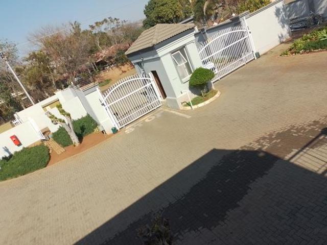 Apartment for rent in Waterkloof, Gauteng