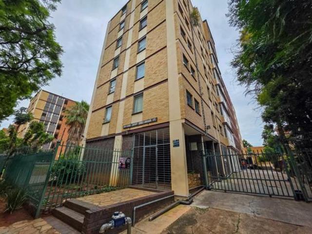 Room for rent in Waterkloof, Gauteng