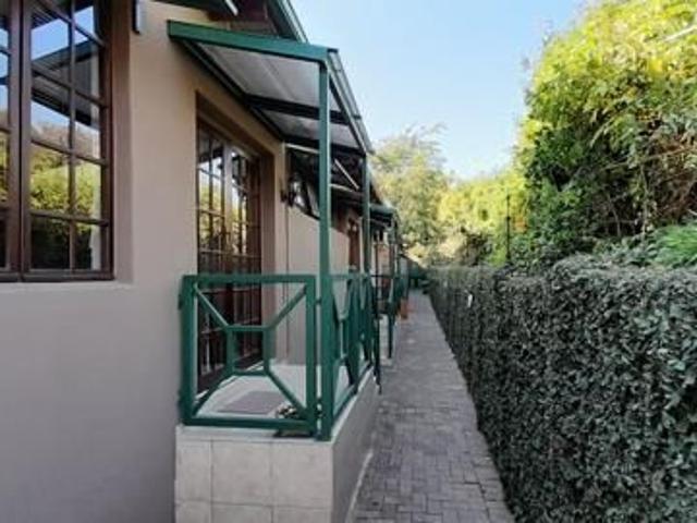 Room for rent in Waterkloof, Gauteng